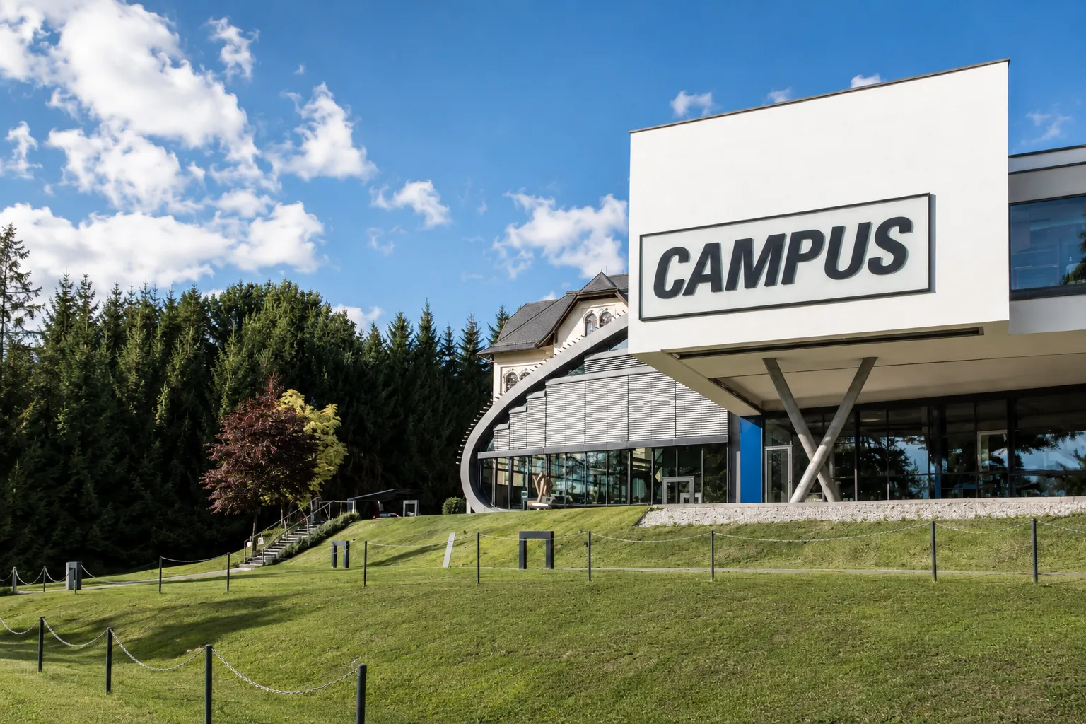 Gebäude der CAMPUS 02 Fachhochschule der Wirtschaft GmbH